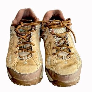 New Balance 645 suede hiking shoes abzorb 6.5